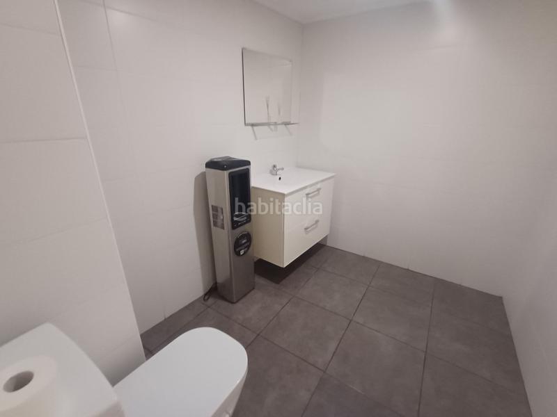 Foto f30ba171-6ad7-4b3d-903b-542fe00f6a74. Rent office space in Ensanche Coruña (A)