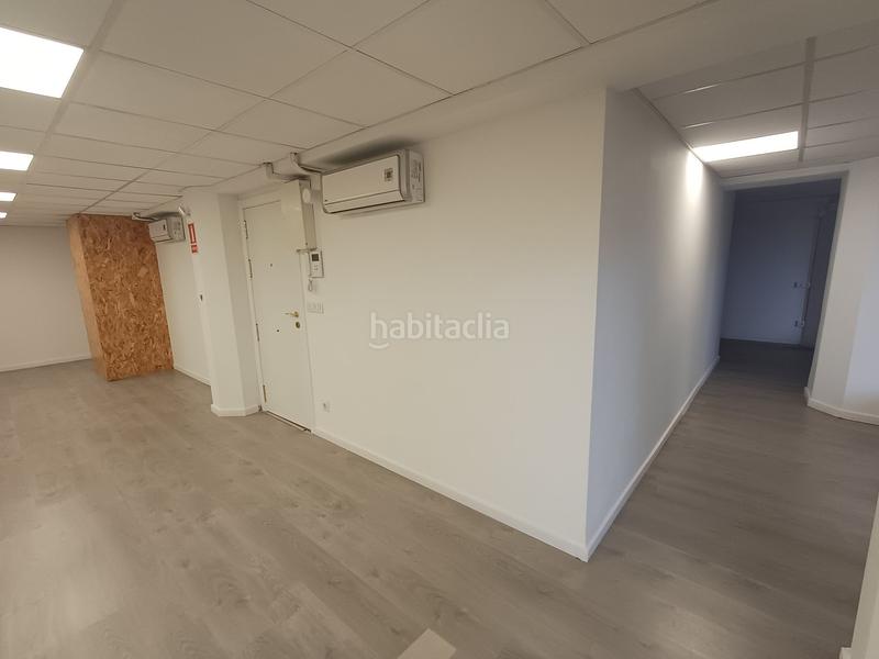 Foto be73b7c4-0c50-4da7-80fa-d1ae06e69ee9. Alquiler oficina en Ensanche Coruña (A)