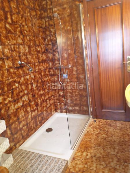 Foto e41ade8a-64ed-458a-bd6d-64e05c791d06. Casa amb calefacció aparcament a Rianxo