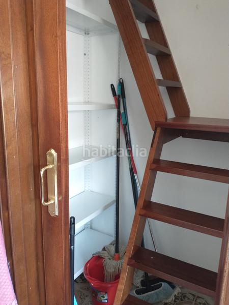 Foto ec5739b2-724f-479e-903b-6e8f01f8b9e8. Casa amb calefacció aparcament a Rianxo