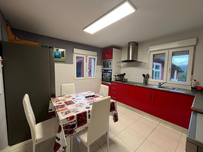 Foto 394d8b7f-02b2-4b0e-a261-38e5dd1eed1a. Casa con riscaldamento parcheggio piscina in Maianca Oleiros