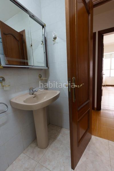 Foto f7c13ad6-c515-483f-9271-c202f3d79b50. Piso en Cuatro Caminos - Plaza de la Cubela Coruña (A)