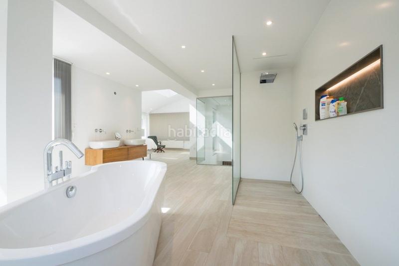 Foto 5033cc9d-47cd-4560-9b6b-0931e23bd1bb. Haus mit parking in Nós Oleiros