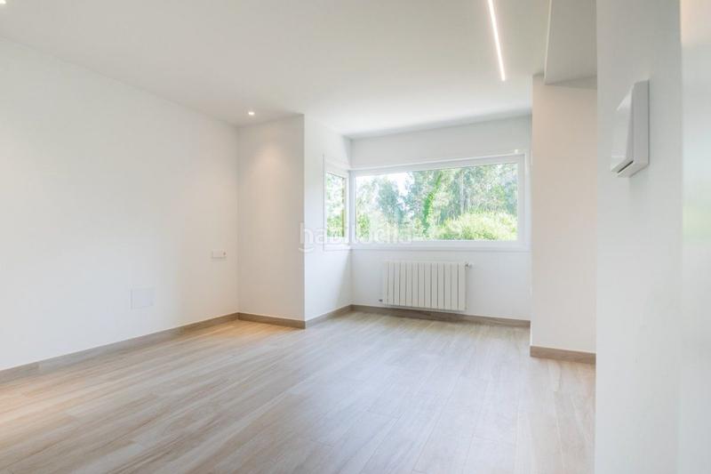 Foto 0ce33dbf-df68-4dfc-9407-b40e92299dd9. House with parking in Nós Oleiros