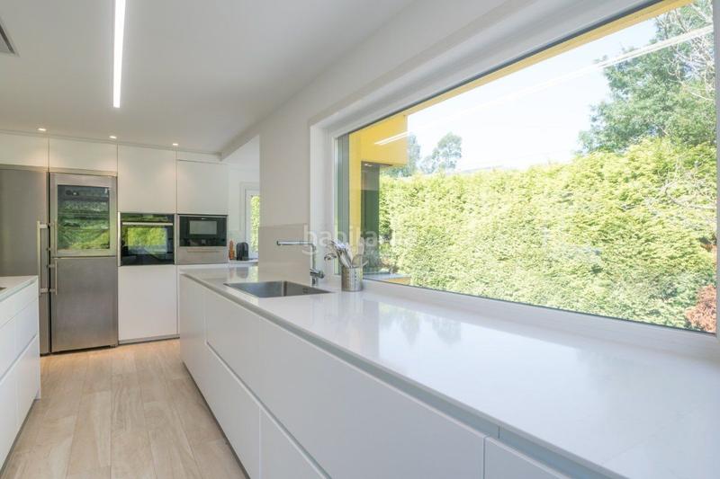 Foto 60474b12-2f0f-464c-bfb2-71fcc47ebfb8. House with parking in Nós Oleiros