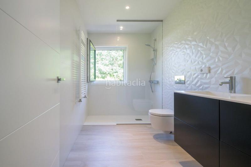 Foto c4123bd4-9d07-42ca-a020-6b9fb6fa762d. House with parking in Nós Oleiros