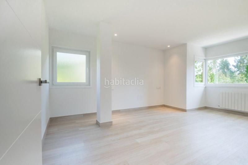 Foto 120b41e0-7913-45c0-954d-0d333876877a. Maison avec parking dans Nós Oleiros