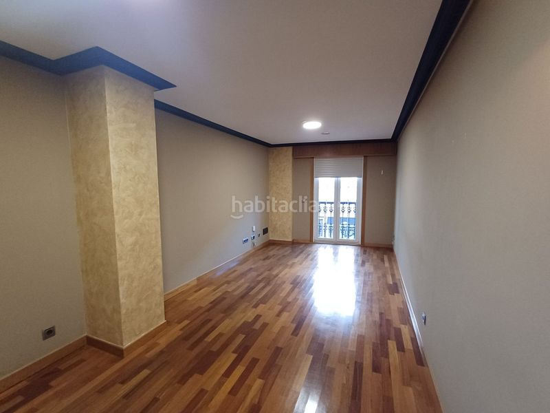 Foto 2dc59c67-f5a6-4c53-b558-0f74bb3049a2. Pis amb calefacció a Ciudad Vieja Coruña (A)