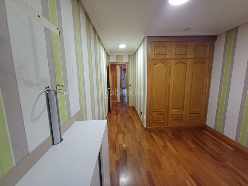 Foto 3aef3f3f-a154-49f5-a05c-9ce196330969. Pis amb calefacció a Ciudad Vieja Coruña (A)