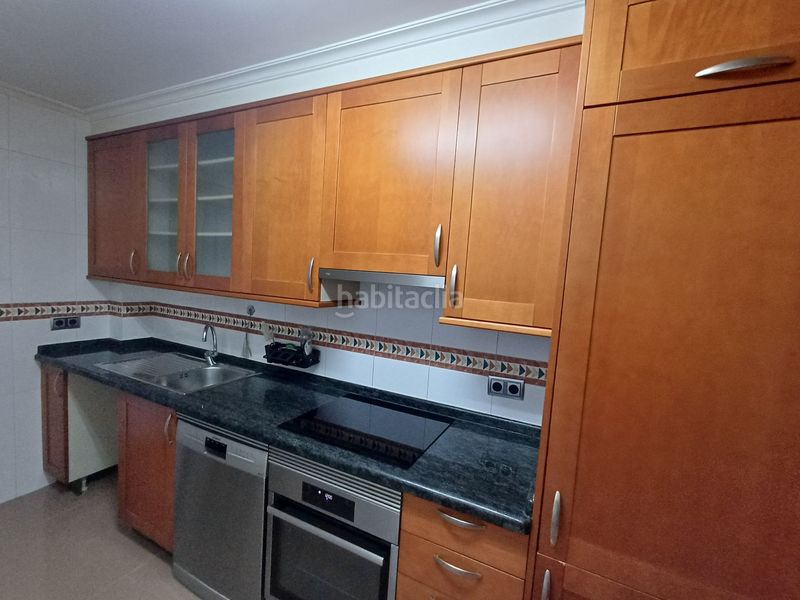 Foto ccbed30a-63fb-49ad-85f4-7061a5bc3132. Pis amb calefacció a Ciudad Vieja Coruña (A)