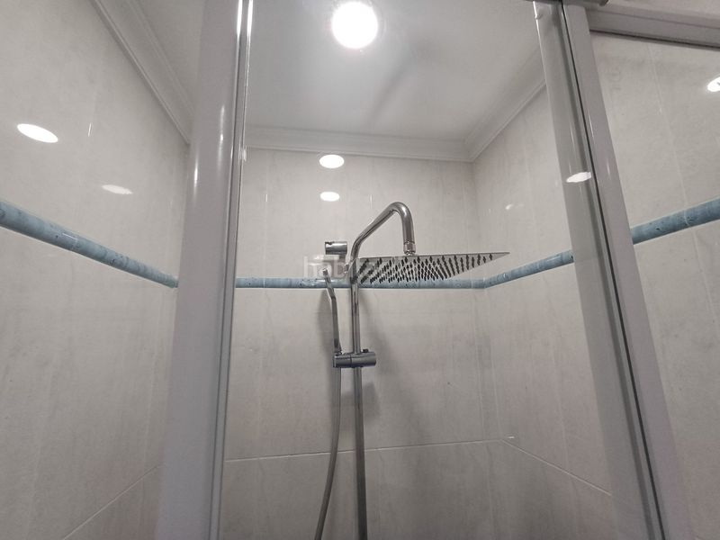 Foto 067f9137-085c-4530-9ee9-43a89d4ad192. Piso en Monte Alto - Zalaeta - Atocha Coruña (A)