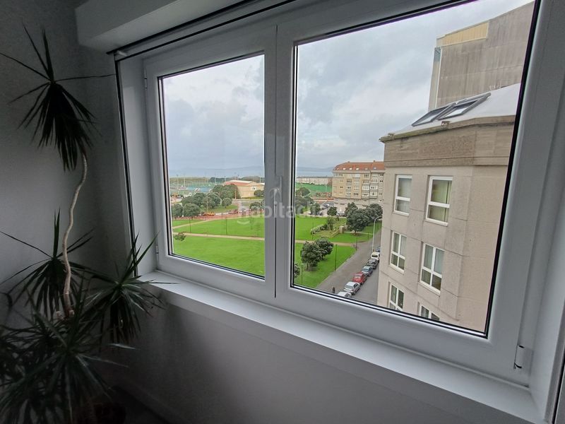 Foto 2d926cde-dc84-41b5-b2e2-7733353d8493. Piso en Monte Alto - Zalaeta - Atocha Coruña (A)