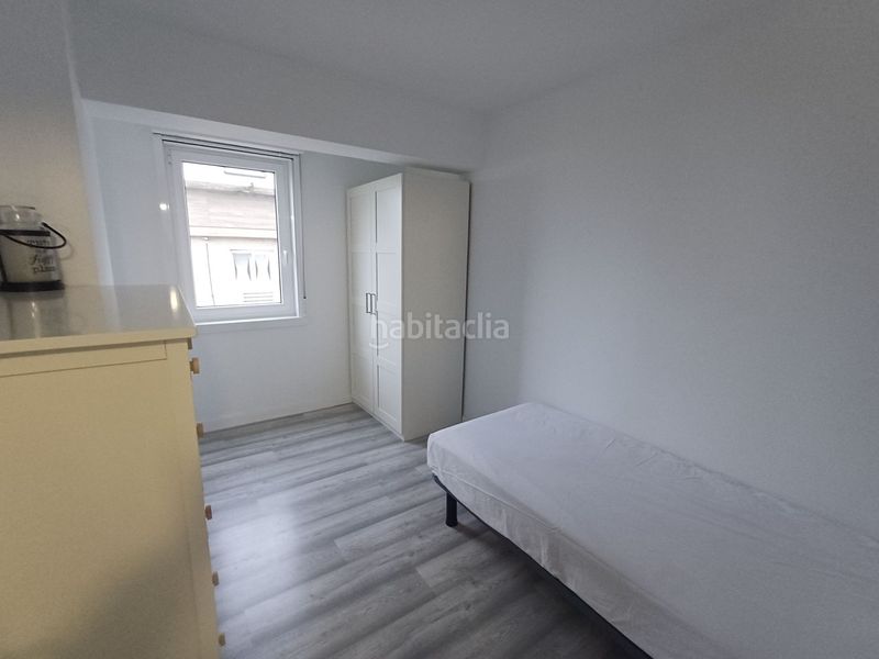 Foto b1d8877a-b344-4e47-aa31-17de0d5b1754. Piso en Monte Alto - Zalaeta - Atocha Coruña (A)