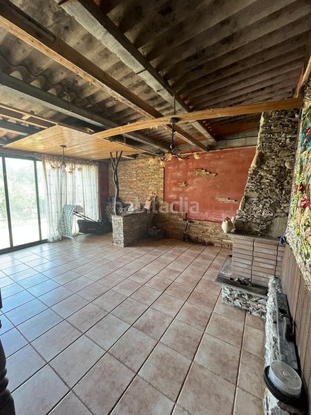 Foto cda64807-a7d3-4dfc-82e2-a1130b82d883. Casa amb piscina a Bergondo