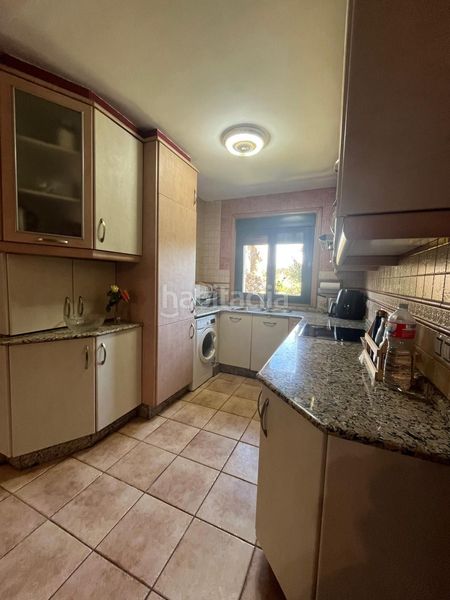 Foto e5be8541-c896-4833-8dcb-0f22648a4813. Casa amb piscina a Bergondo