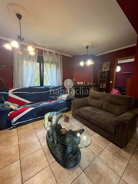 Foto e85e484a-01b6-4a7d-befc-0bd4269dcc6c. Casa amb piscina a Bergondo