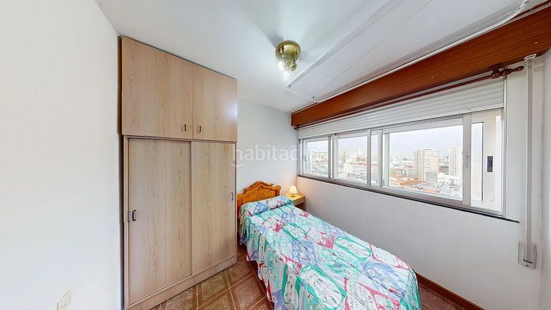 Foto f5b86f92-ad60-448d-9b99-35bcbc8022cb. Piso en Los Castros - Castrillón Coruña (A)