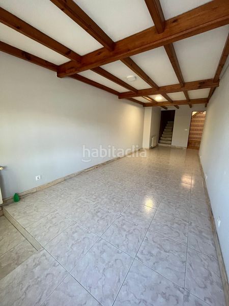 Foto b3117c47-3cd4-415d-ae71-8eec4cf22bea. Casa amb calefacció a Mesoiro Coruña (A)