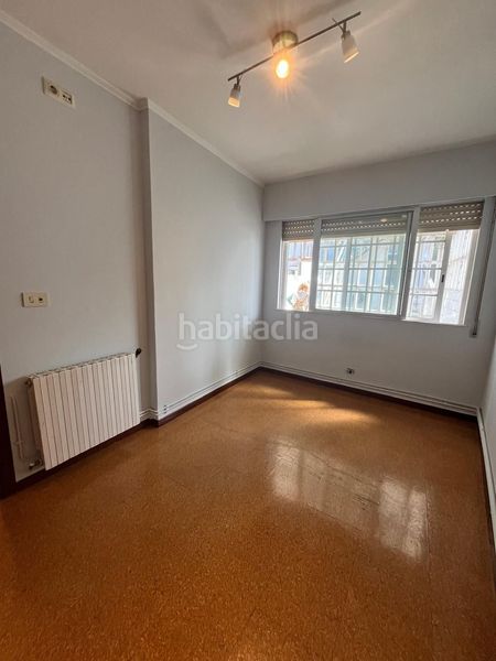 Foto b9d1396c-6fc3-4460-82be-61abde7b223a. Casa amb calefacció a Mesoiro Coruña (A)