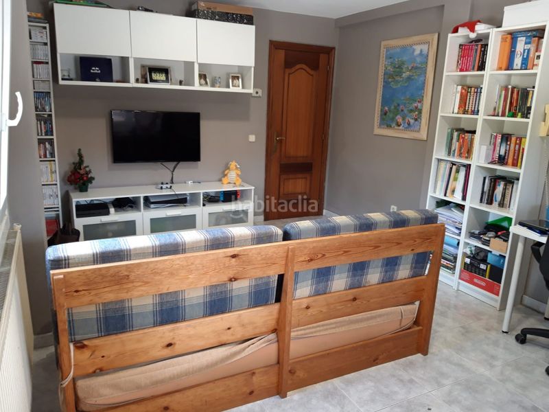 Foto a15fb3f0-baec-409e-b46f-c05d6064d609. Casa amb calefacció a Oleiros pueblo Oleiros