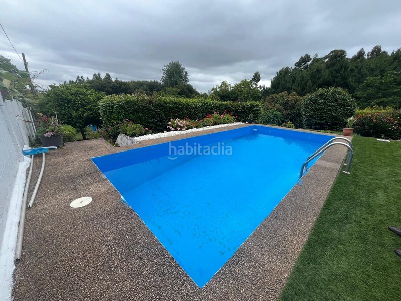 Foto 88fd5ee7-3759-4a08-a09e-ce666294e68b. Casa amb piscina a Dorneda Oleiros