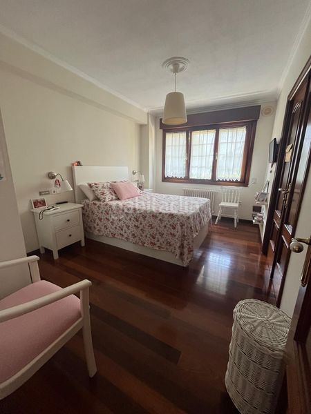 Foto b1b31250-f051-4a0d-b53a-24040787f3b3. Casa amb calefacció a Inás Oleiros