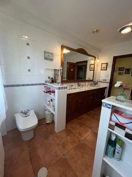 Foto c596d2bf-2721-4f9b-8c9b-5271b085eb05. Casa amb calefacció a Inás Oleiros