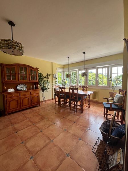 Foto d65203ca-dd01-4465-a607-c898477a15c2. Casa amb calefacció a Inás Oleiros