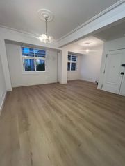 Miete Etagenwohnung  Palomar