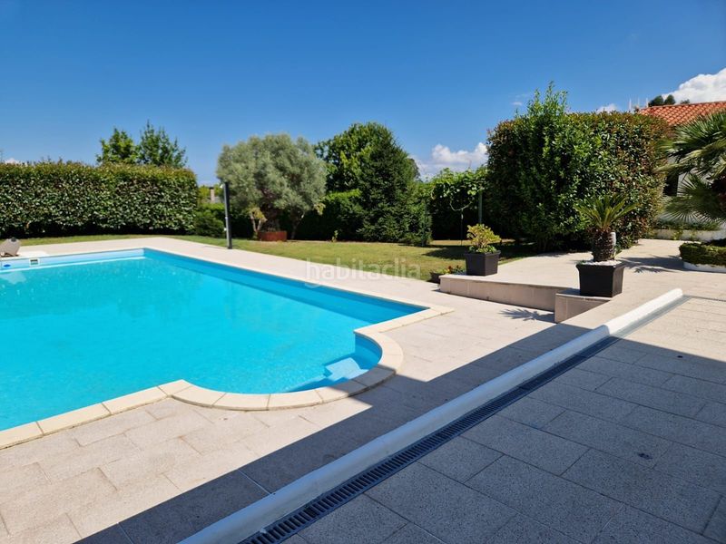 Foto 65d2c796-84cc-4ace-8396-a3dd8d782cc3. Maison avec chauffage parking piscine dans Dorneda Oleiros