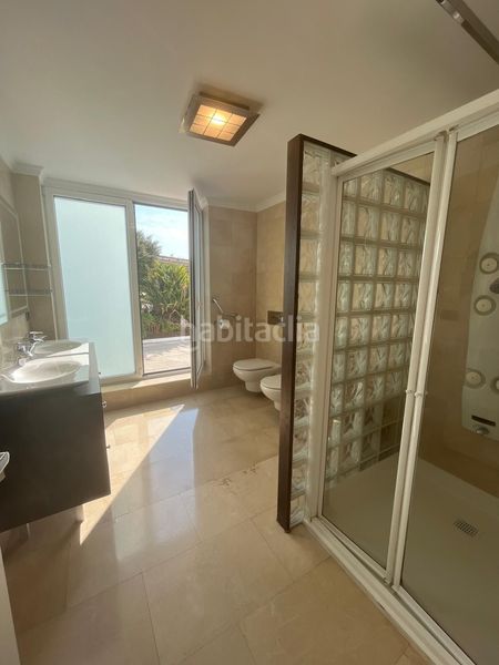 Foto b4063d1e-1a1a-4861-8914-90cfe7c320b7. Maison avec chauffage parking piscine dans Dorneda Oleiros