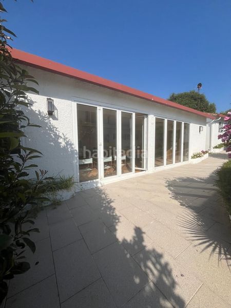 Foto c240363f-2be9-4401-b3d2-90bd5f2f3a32. Maison avec chauffage parking piscine dans Dorneda Oleiros