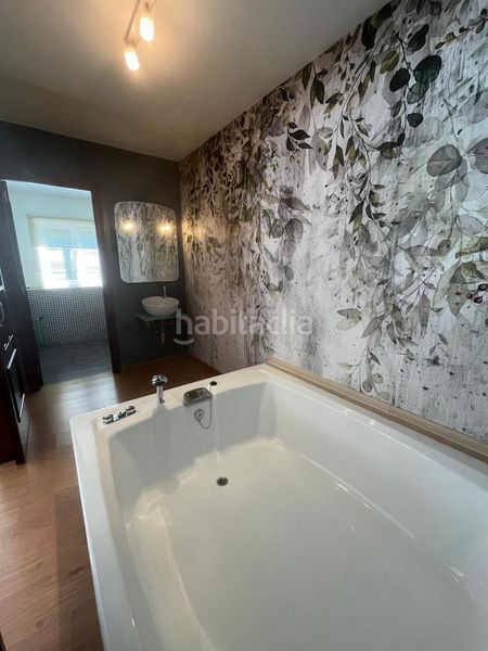 Foto c56ecb9d-3bd8-4f01-82dc-57d6f9be3bdd. Maison avec chauffage parking piscine dans Dorneda Oleiros