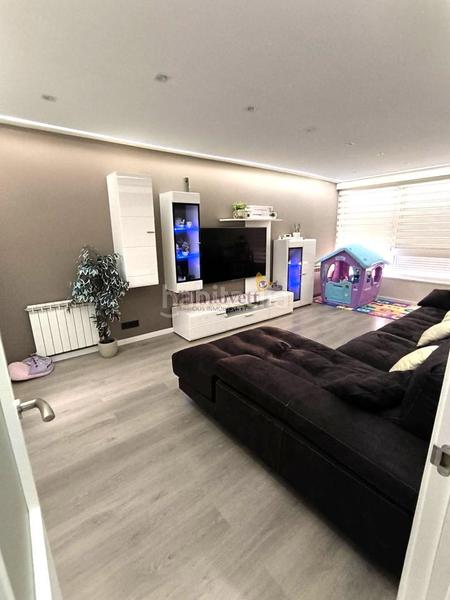 Foto bf515416-5726-45ca-9440-f05cdb90536d. Appartamento con riscaldamento parcheggio in Berbés - Peritos Vigo
