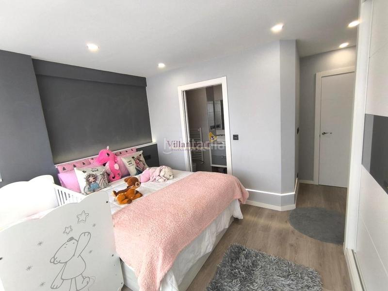 Foto 4f2ecea5-1d1c-4cff-a00f-54c462df5bc5. Flat with heating parking in Berbés - Peritos Vigo