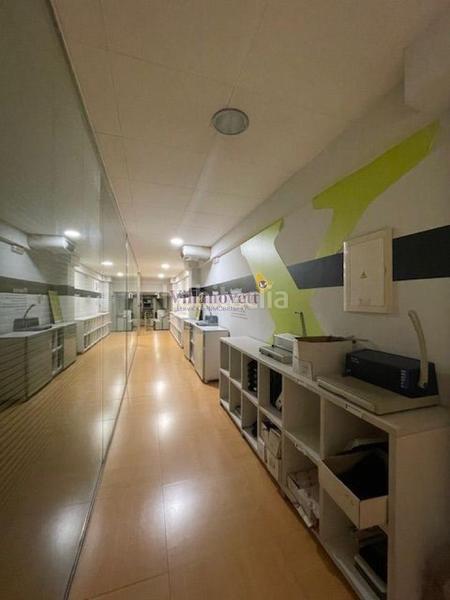 Foto 729433fc-bf49-45fe-b41f-69d9f9897882. Rent office space with heating in Casablanca - Calvario Vigo