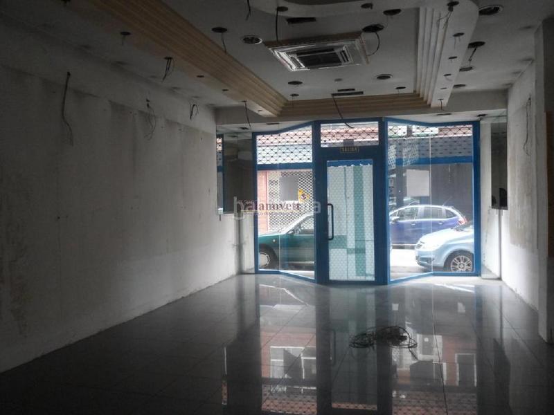 Foto 30f27a5a-e37f-4c35-9f68-f9a833ba50fa. Rent business premise in Casablanca - Calvario Vigo