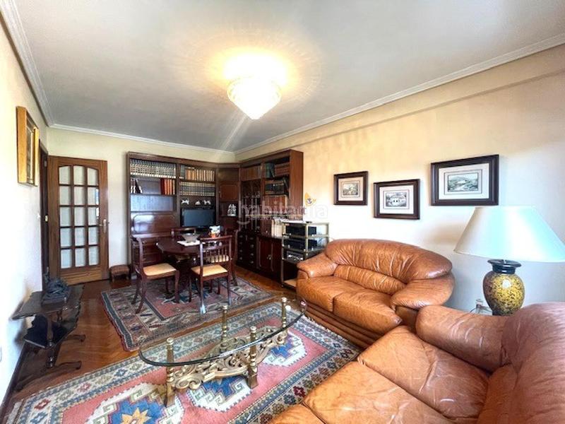 Foto c1ce44be-7959-4046-a63d-474ece6cd9c3. Appartement avec parking dans O Castro Vigo