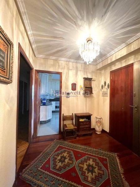 Foto b6adc376-63c0-4fee-970c-e965d3e00ca0. Flat with parking in O Castro Vigo