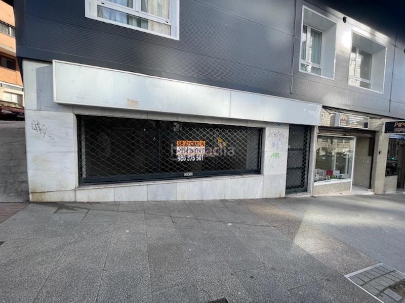 Foto 2d32f918-e168-4c86-bb74-6105b61835ea. Rent business premise in Centro - Areal Vigo