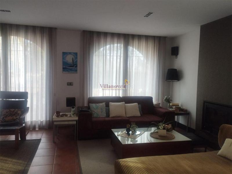Foto 361fb430-a16a-445f-b887-761a6de3b469. Chalet con riscaldamento in Cabral - Candeán Vigo