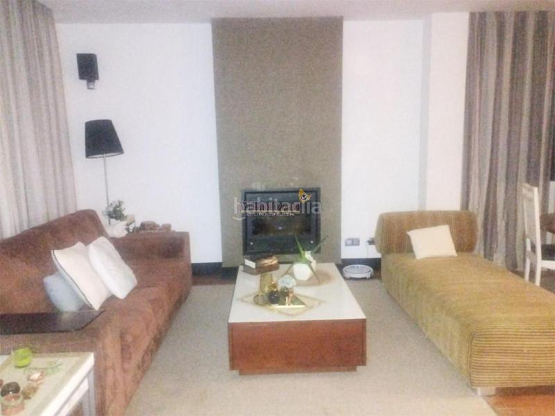 Foto beb8fd4c-7abe-4ac0-be00-70271fc48868. Chalet con riscaldamento in Cabral - Candeán Vigo