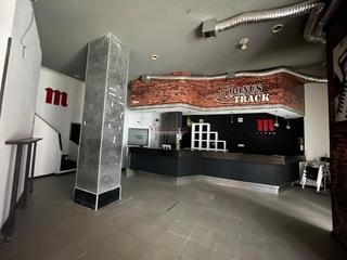 Business premise in Berbés - Peritos