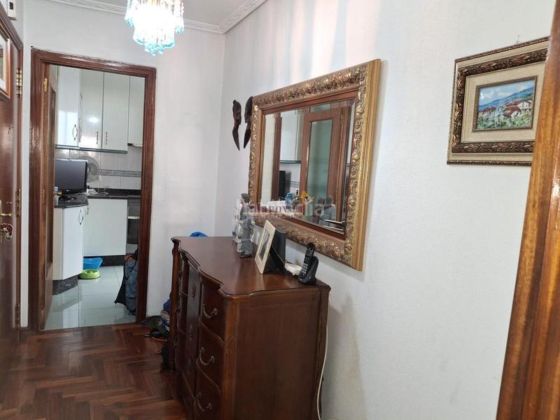 Foto 990fda30-d34a-4693-88ec-dbba99e9875e. Piso en Centro - Areal Vigo