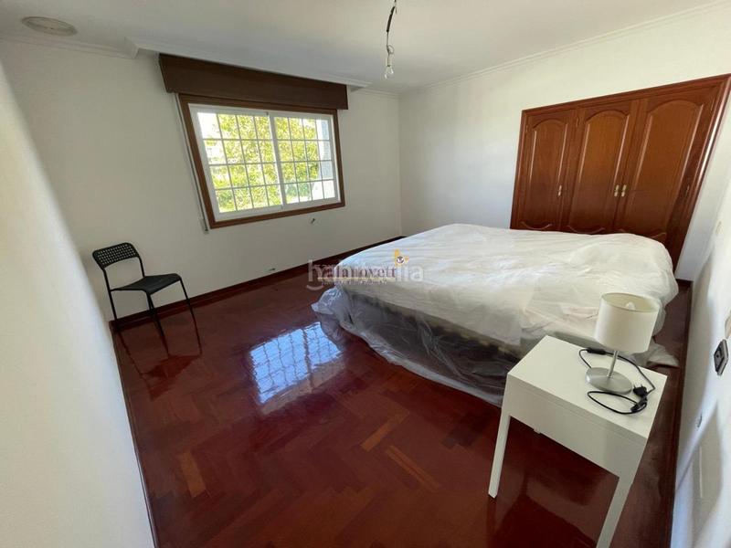Foto 35722a20-0c12-42cb-8f00-497116383fb6. Chalet con parcheggio in Cabral - Candeán Vigo