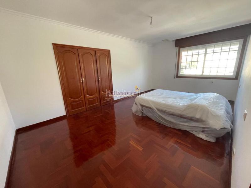 Foto 74f3fe48-4d75-42e7-96c3-4542c457e10a. Chalet con parcheggio in Cabral - Candeán Vigo