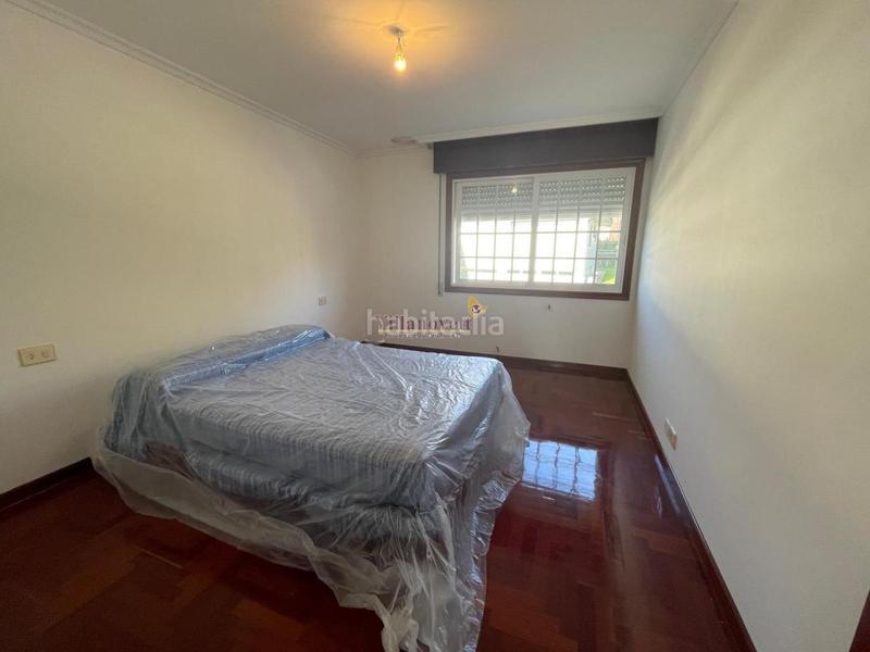 Foto c20be229-c75d-4df7-97f6-8c0bfdf818a3. Chalet con parcheggio in Cabral - Candeán Vigo