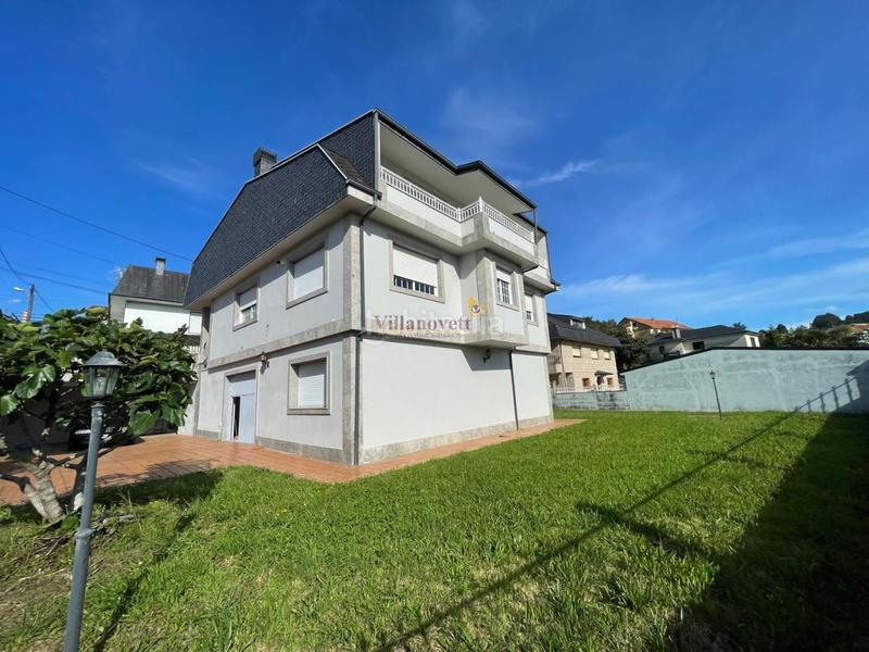 Foto d274b398-c291-4c6a-bfd4-f0117831cfea. Chalet con parcheggio in Cabral - Candeán Vigo
