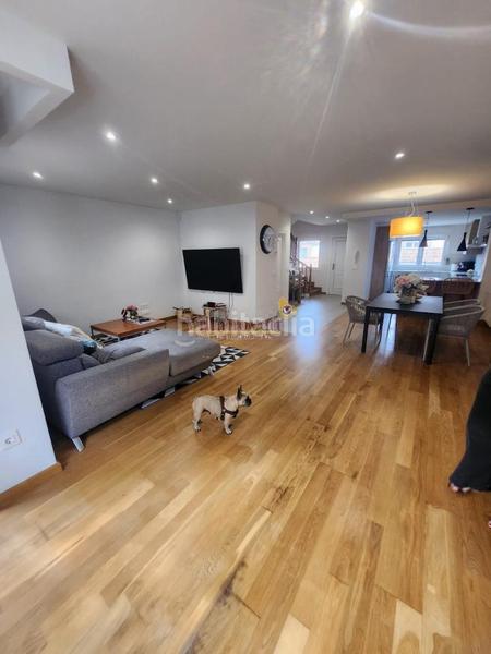 Foto 06b7a419-b179-4184-84be-d782af5f2d4d. Casa a schiera con riscaldamento parcheggio in Baiona