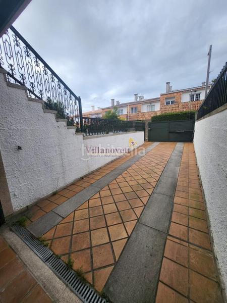 Foto 58218226-66b0-4c35-9cf9-5bd038d69959. Casa a schiera con riscaldamento parcheggio in Baiona